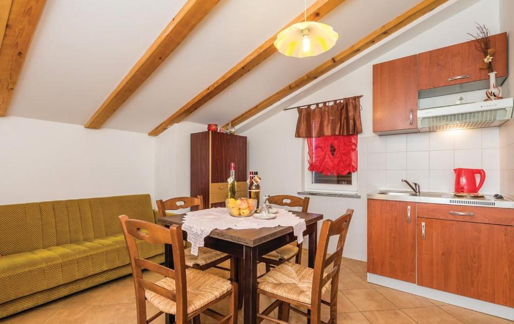 Apartments Franelli Brseč Eksteriør bilde